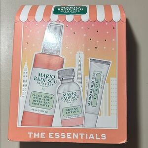 Mario Badescu Skincare Trio in Peach and White NWT